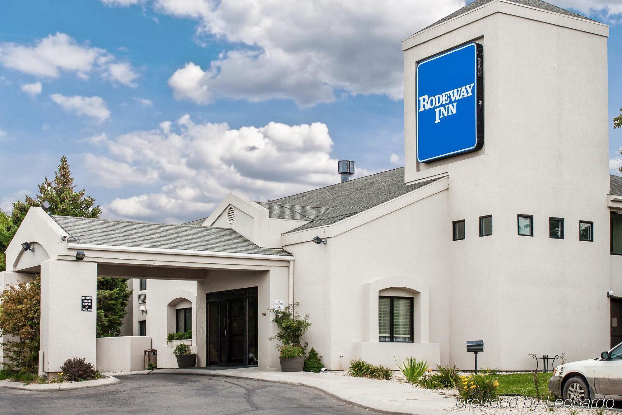 Rodeway Inn Airport Boise Exterior photo